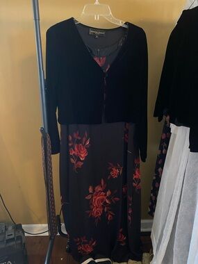 Donna Ricco Black Maxi Dress with Red Floral Print and Black Bolero Jacket